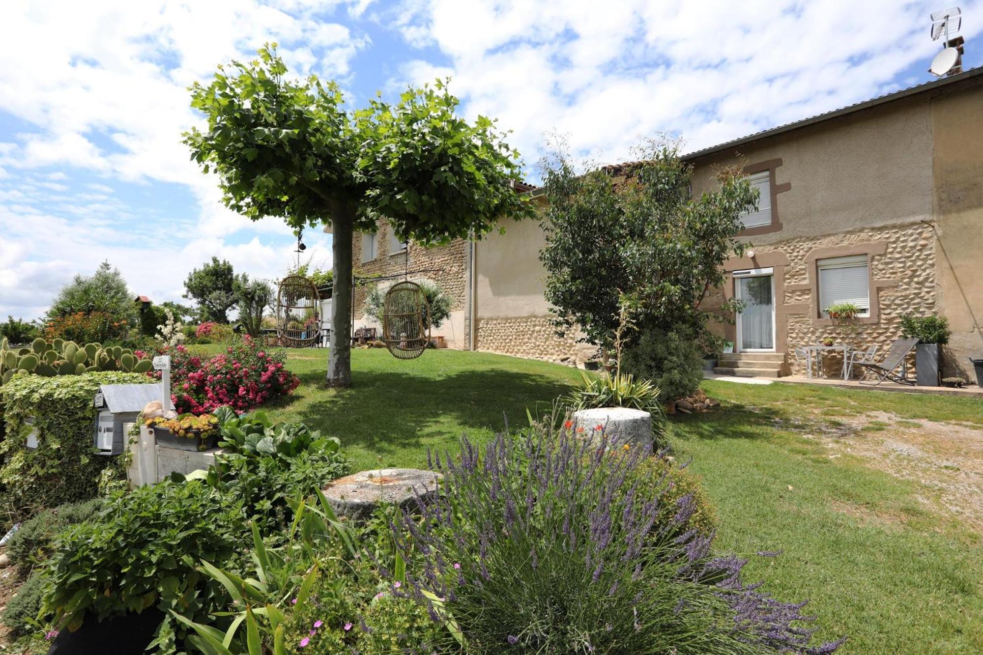 Les Figuets Villa Chateauneuf-de-Galaure Exterior photo